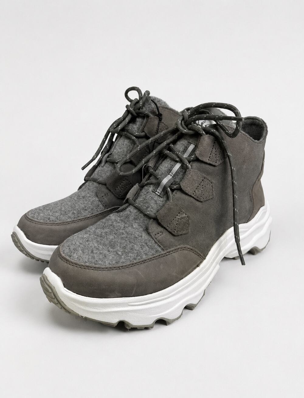 NEW SOREL Kinetic Breakthru Caribou Waterproof Boot sz 6.5 # box 971